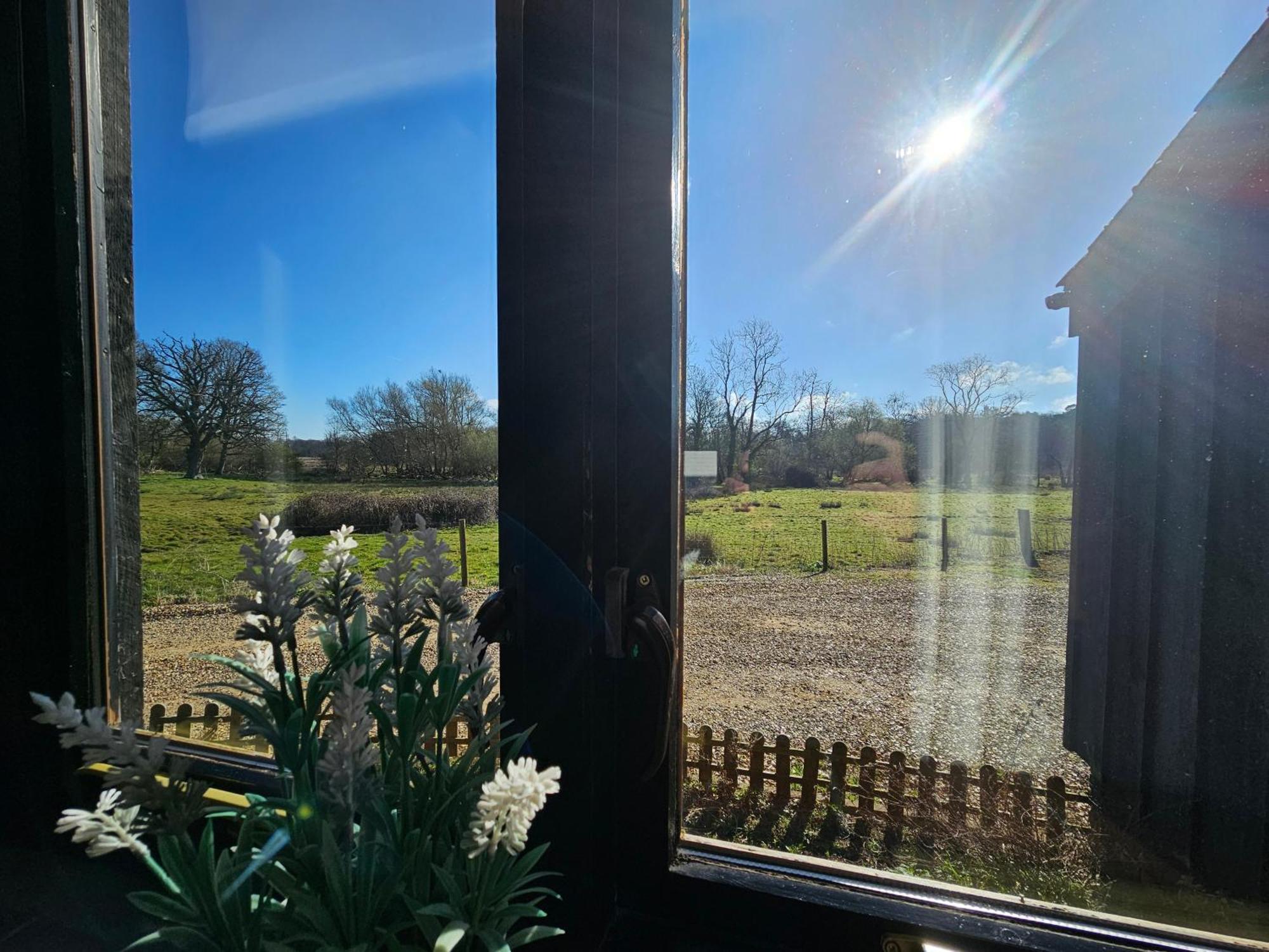 The Swan Inn Hilborough Екстер'єр фото