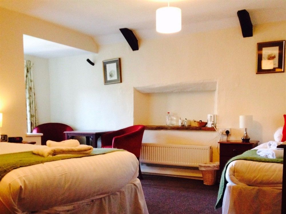 The Swan Inn Hilborough Екстер'єр фото